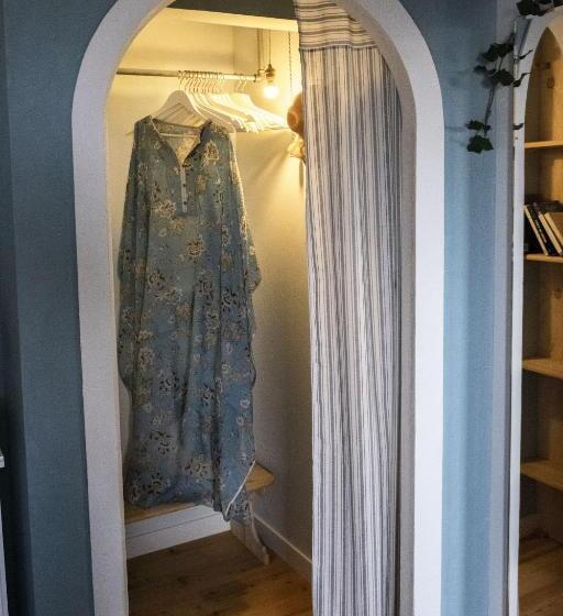 غرفة قياسية مع حمام خارجي, La Porta Accanto B&b