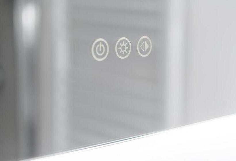 اتاق استاندارد, Ale House