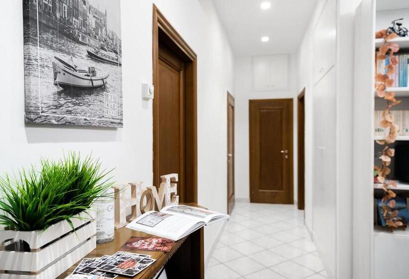 اتاق استاندارد, Ale House