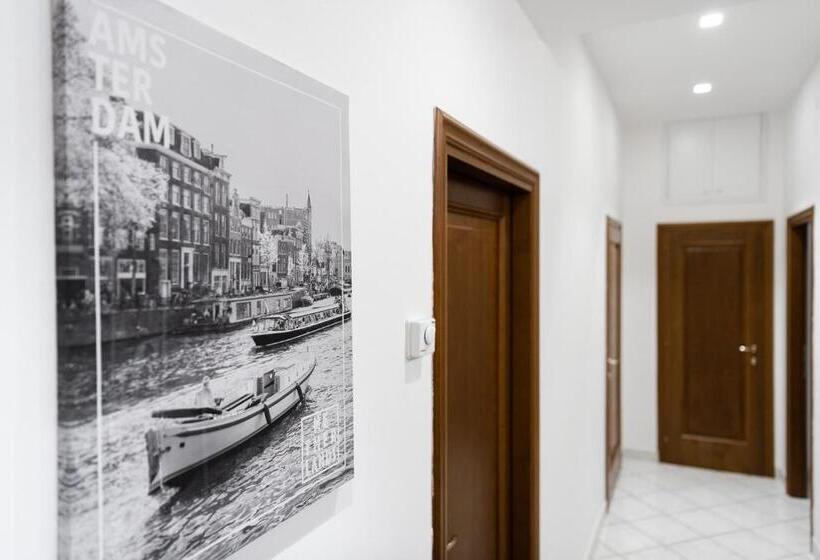 اتاق استاندارد, Ale House