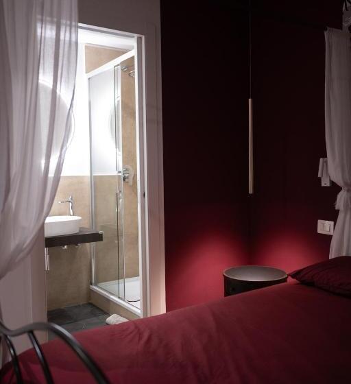 اتاق لوکس, Ale House