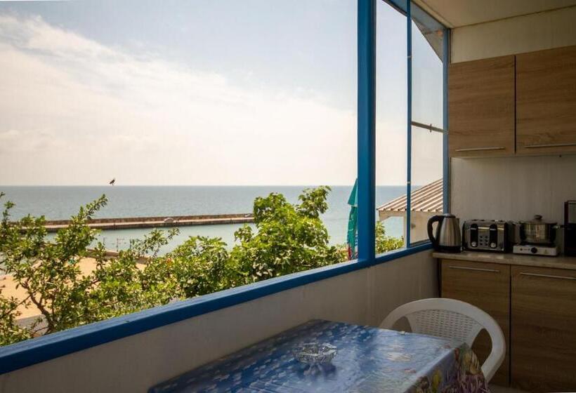 חדר סטנדרט נוף לים, ваканционни къщи на брега  Holiday Houses On The Coast