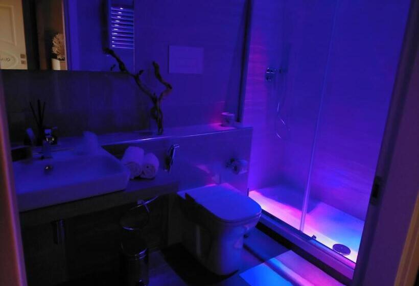 اتاق استاندارد چهارنفره با بالکن, La Maison Du Relax