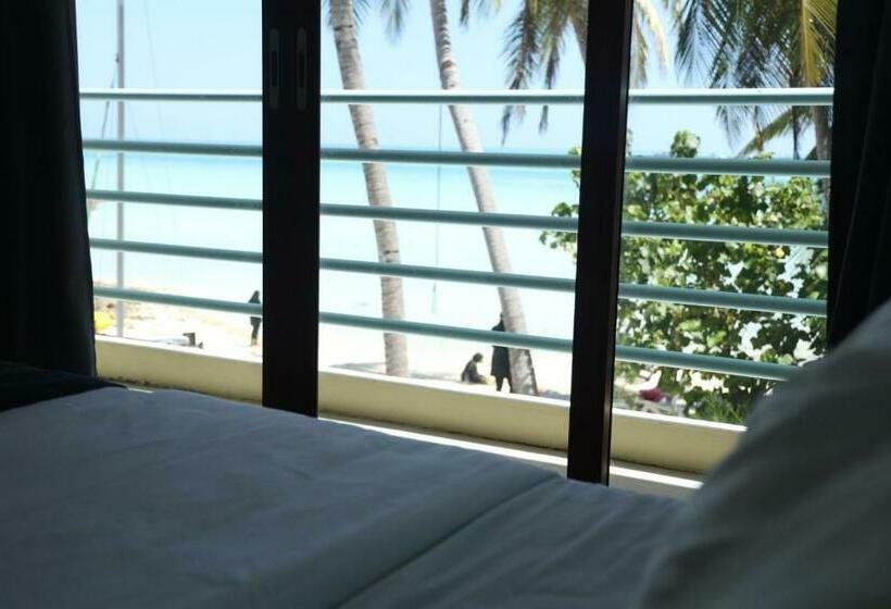 اتاق لوکس با بالکن و چشم‌انداز دریا, Si! Beach House