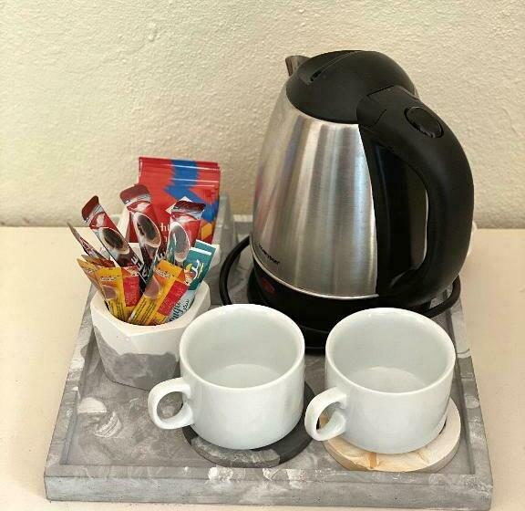 اتاق لوکس با بالکن و چشم‌انداز دریا, Si! Beach House