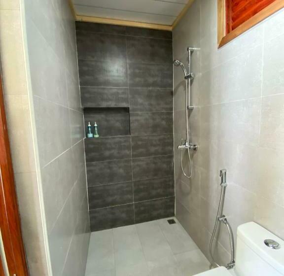 اتاق لوکس با بالکن و چشم‌انداز دریا, Si! Beach House