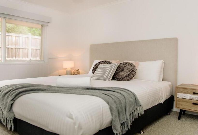 كابينة, Mcmillans Of Metung Coastal Resort