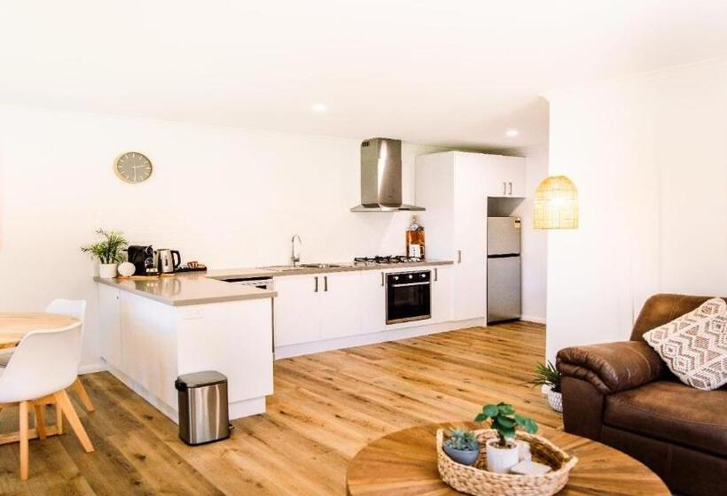 منزل غرفة نوم واحدة, Mcmillans Of Metung Coastal Resort