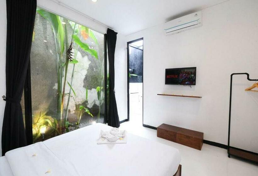 חדר סטנדרט, Escotel Jalak