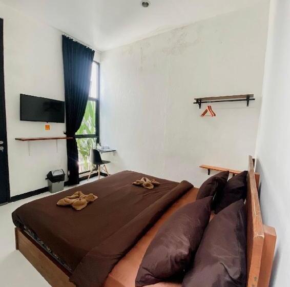 חדר סטנדרט, Escotel Jalak