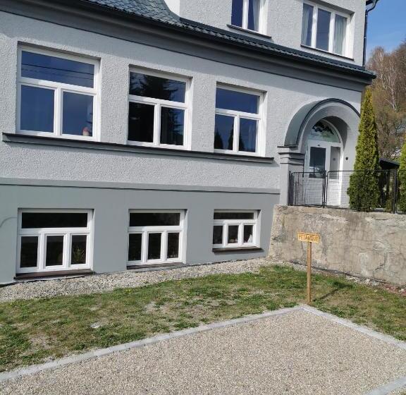 1间卧室的房子, Penzion Loučka Bystřice