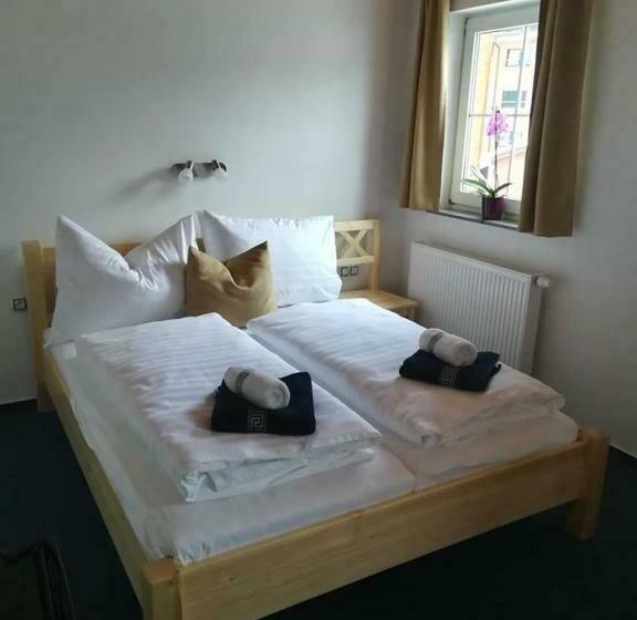 جناح عائلي, Pension Big Apple