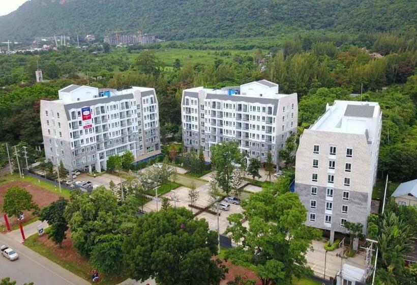 Семейный Номер Вид на Горы, Courtyard Khaoyai