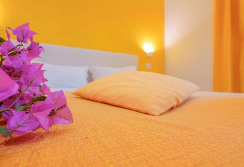 غرفة قياسية مزوَّدة بشُرفة, Insula B&b