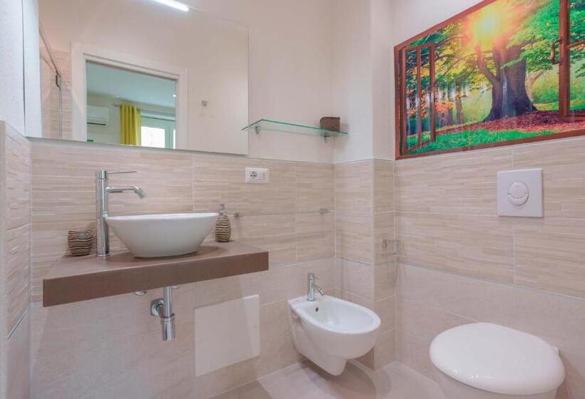 غرفة قياسية, Insula B&b