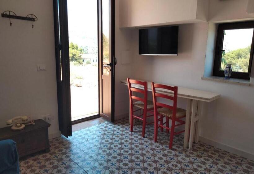 آپارتمان 1 خوابه با چشم‌انداز دریا, Cala Rossa