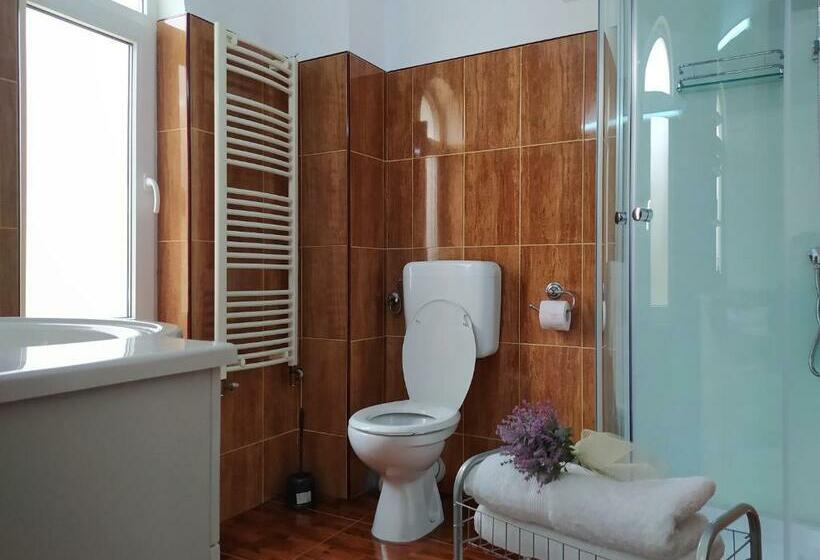 اتاق استاندارد, Hillside