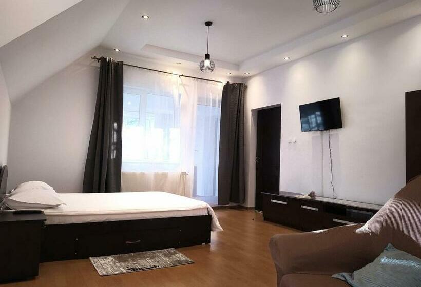 اتاق استاندارد با بالکن, Hillside