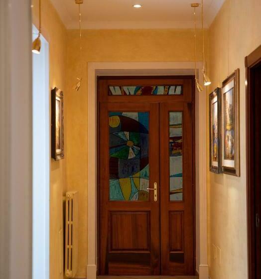 Апартаменты 2 Спальни, Solimena House