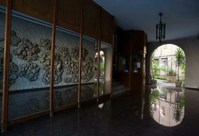 اتاق اکونومی, B&b Le Ortensie