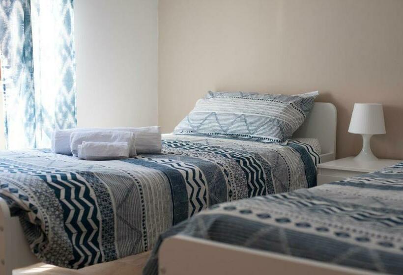 اتاق اکونومی, B&b Le Ortensie
