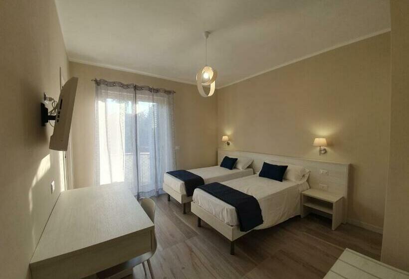 Quarto Deluxe com Sacada, Oikia Rooms