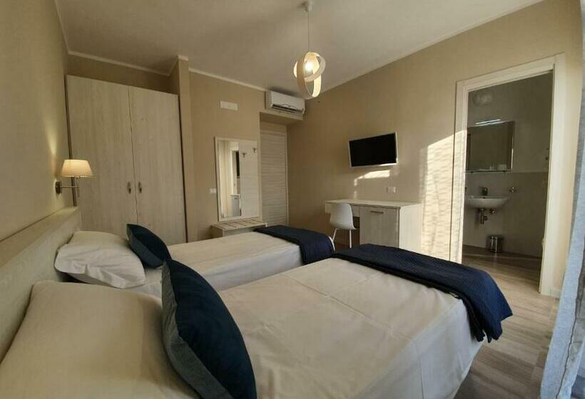 Quarto Deluxe com Sacada, Oikia Rooms