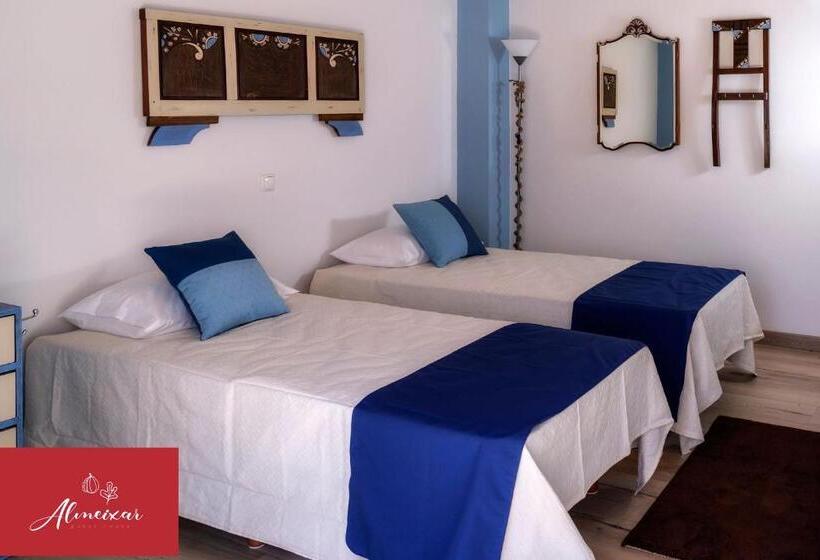 غرفة قياسية مزوَّدة بشُرفة, Guest House Almeixar