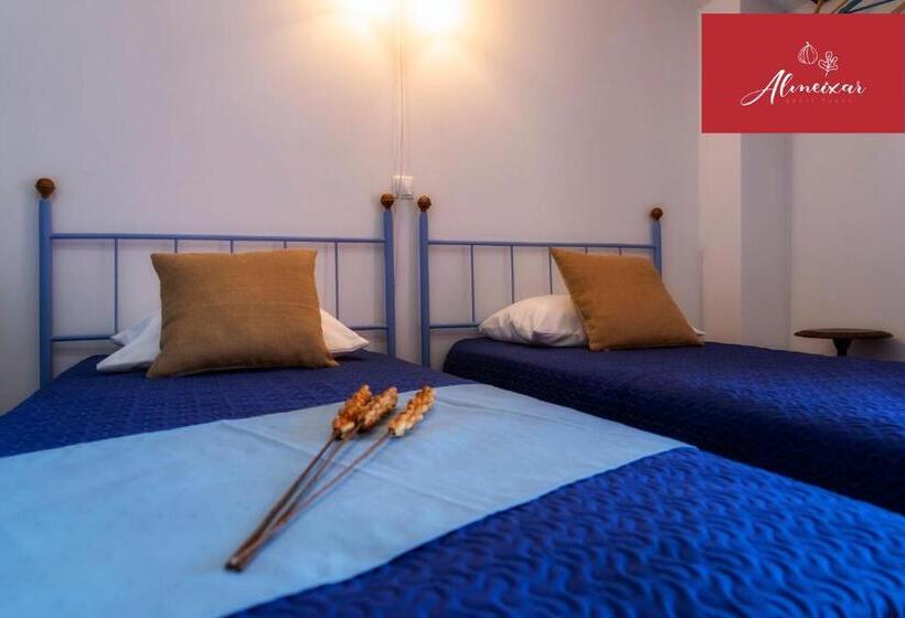 غرفة قياسية, Guest House Almeixar