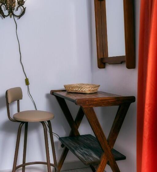 غرفة قياسية, Guest House Almeixar