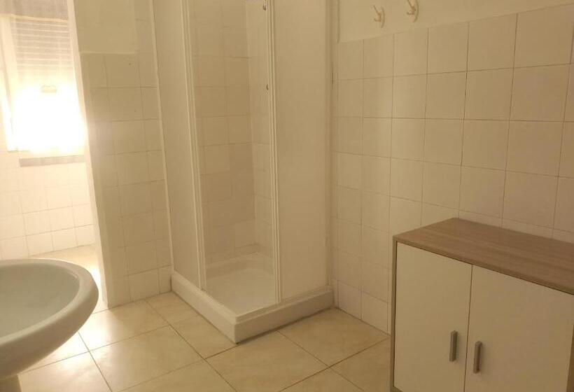 اتاق لوکس, Magna Grecia B&b