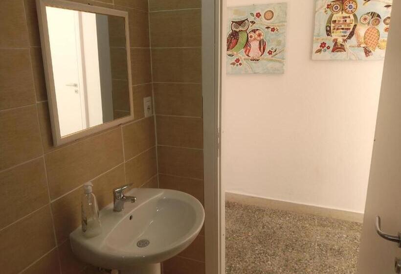 اتاق لوکس, Magna Grecia B&b