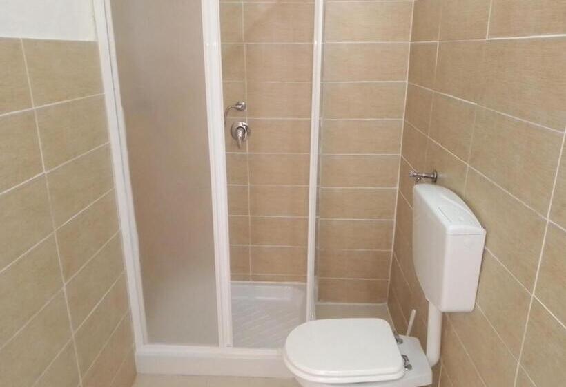 اتاق لوکس, Magna Grecia B&b