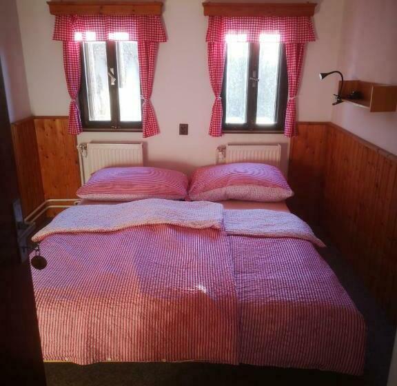 带共用浴室的标准房间, Chata Zákoutí