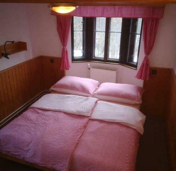 带共用浴室的标准房间, Chata Zákoutí