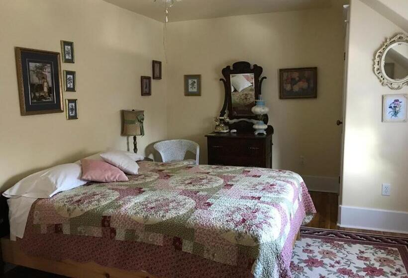 Standard Szoba, Lionheart Guest House