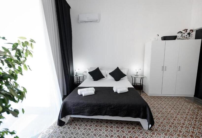 غرفة قياسية رباعية, Pegaso