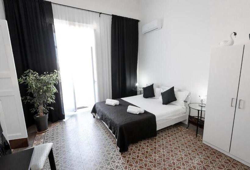 غرفة قياسية رباعية, Pegaso