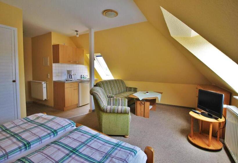 Апартаменты 1 Спальня, Pension Grosser