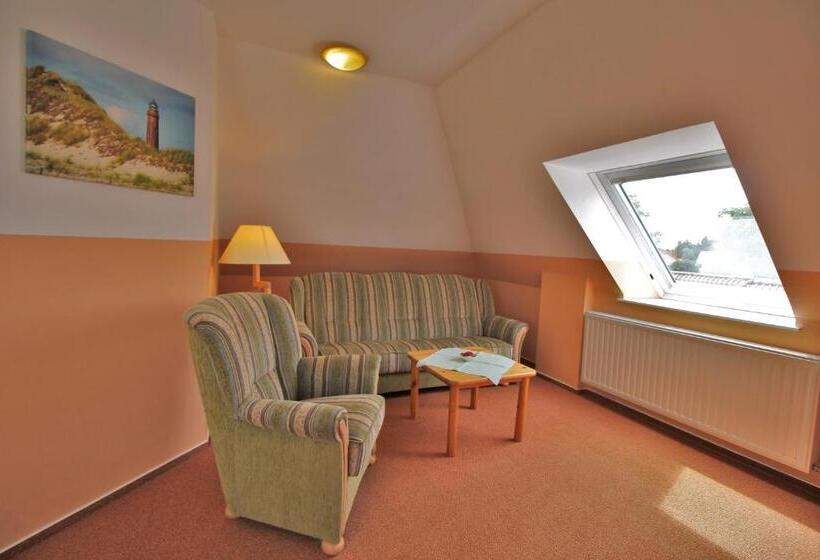 Номер Стандарт, Pension Grosser