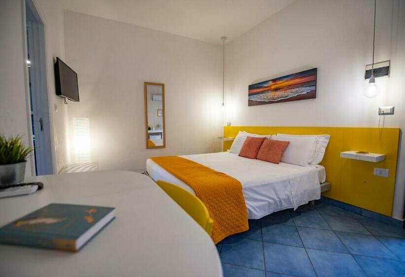 اتاق لوکس, Sonnino B&b