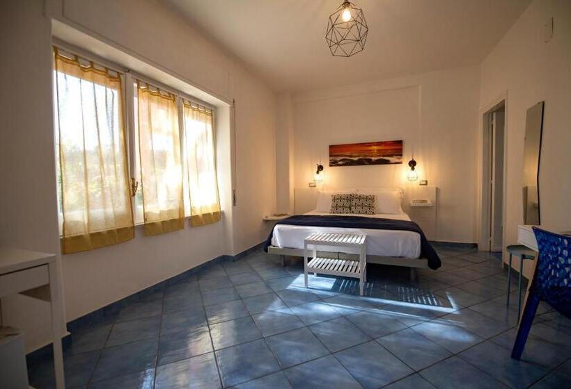 اتاق لوکس, Sonnino B&b