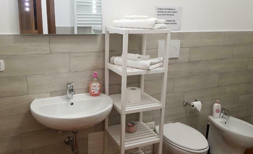 اتاق استاندارد, B&b Superfast