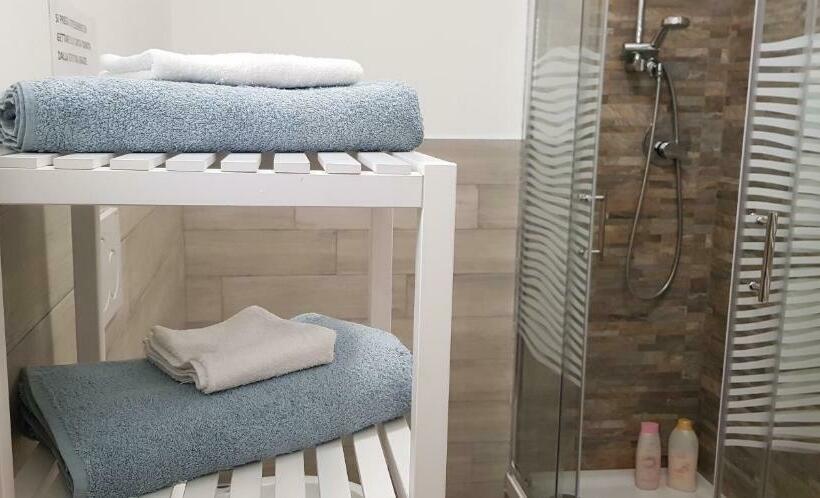 اتاق استاندارد, B&b Superfast