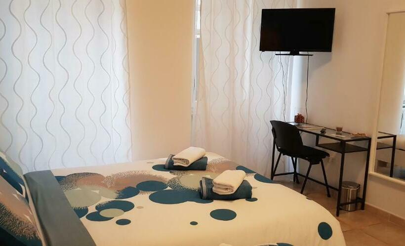 اتاق سوپریور, B&b Superfast