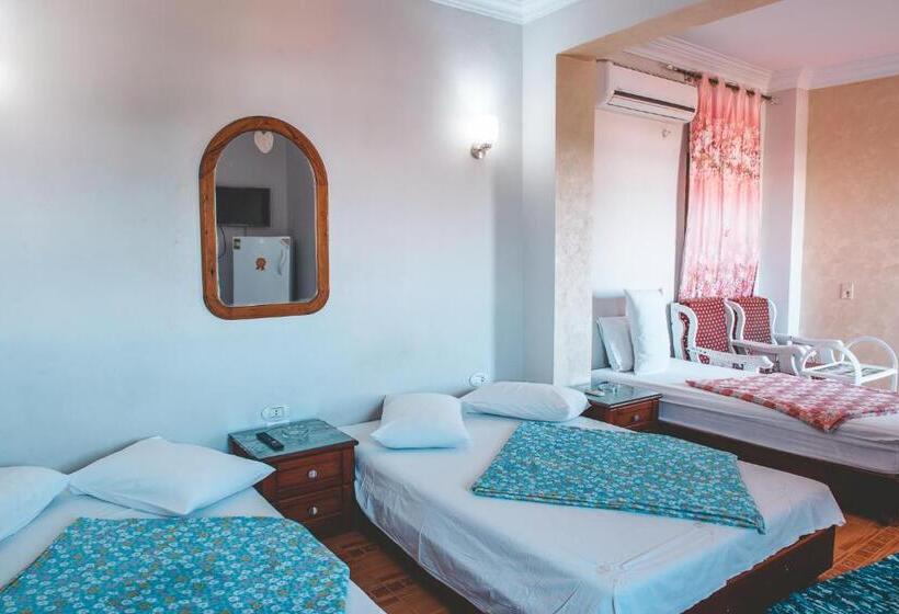 اتاق استاندارد سه نفره, Gina Motel Dahab