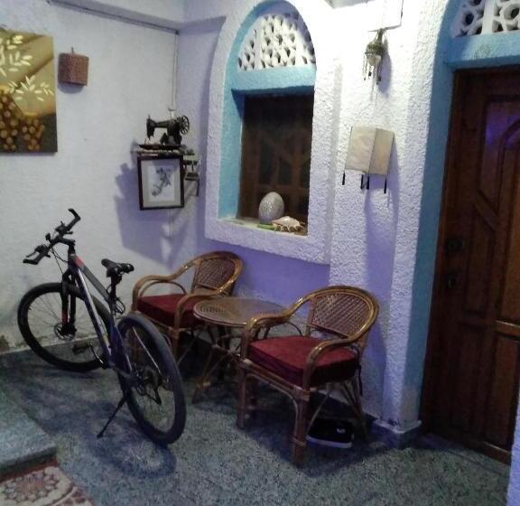 חדר סטנדרט לשלושה, Gina Motel Dahab