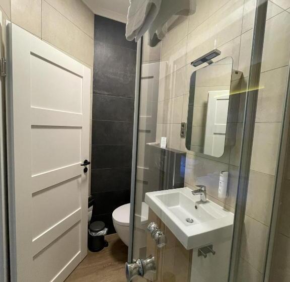 高级大房间, Bahnhof Balingen