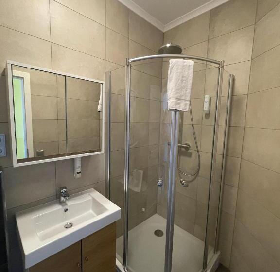 标准单人间, Bahnhof Balingen