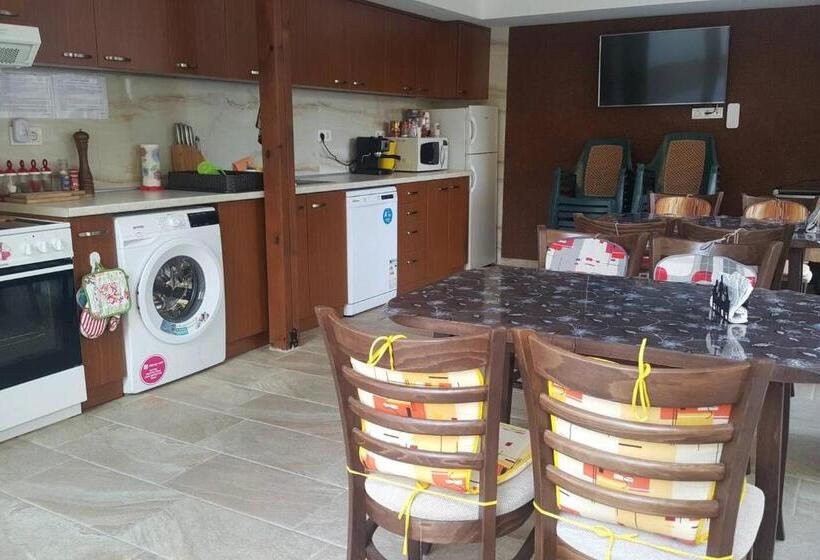 带阳台的豪华间, Mariana Guest House